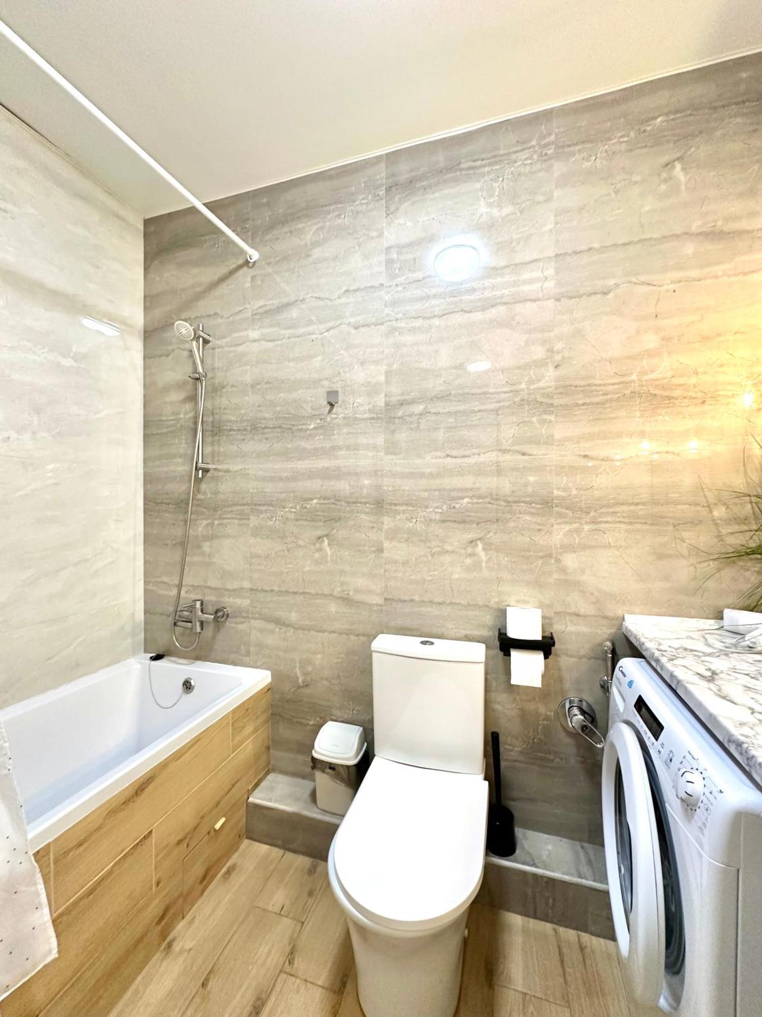 City Rooms Apartments Odessa Buitenkant foto